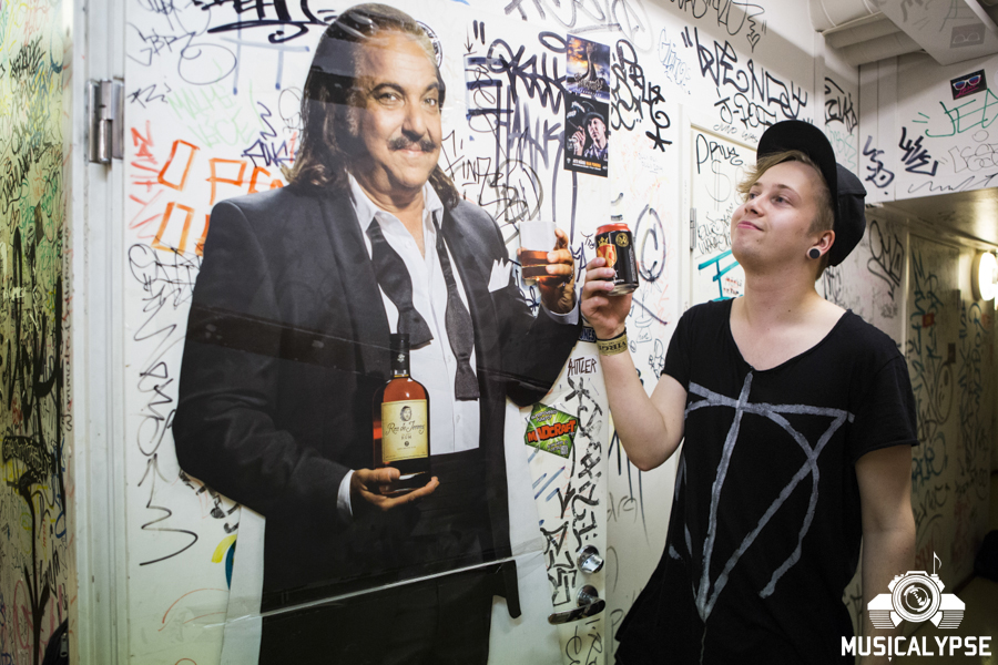 PHOTOSHOOT: Ember Falls & Blind Channel Backstage @ Virgin Oil Co. (Musicalypse Archive)