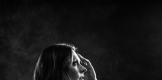 Floor Jansen julkaisi toisen singlensä “Storm” – katso musiikkivideo.