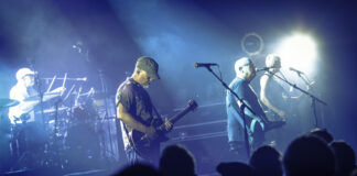 GALLERY: 13.8.2024 Big Special & Pixies @ Kulttuuritalo, Helsinki